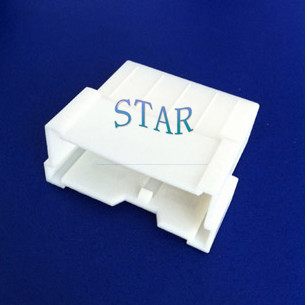 Hyundai Elantra 16P Female Radio Gps Connector